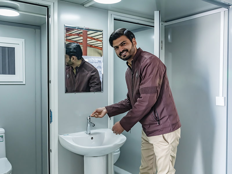 Toilet Portabel Luar Ruangan untuk Dua Orang