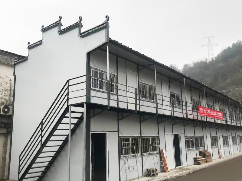 Rumah Modular Tipe K dengan Penutup Atap